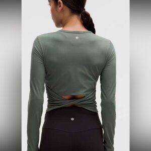 lululemon athletica Sage Long Sleeve Twist Back Top